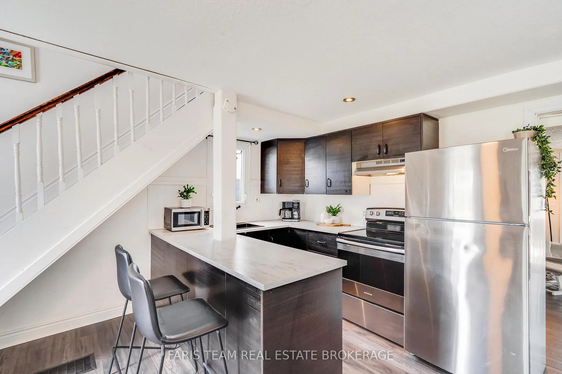 Photo 8 of 255 Lindsay Street, Midland — HOMEH