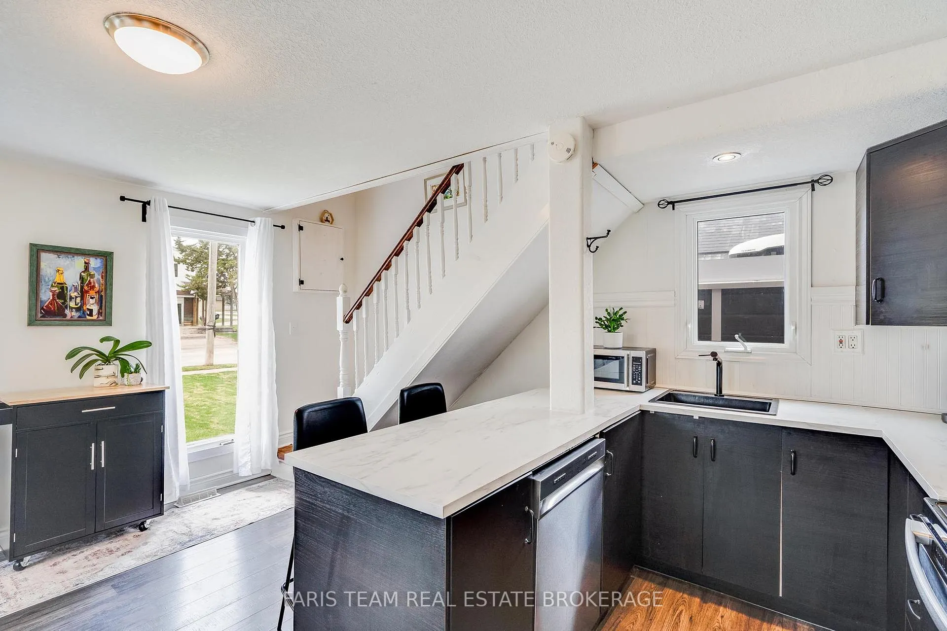 Photo 10 of 255 Lindsay Street, Midland — HOMEH