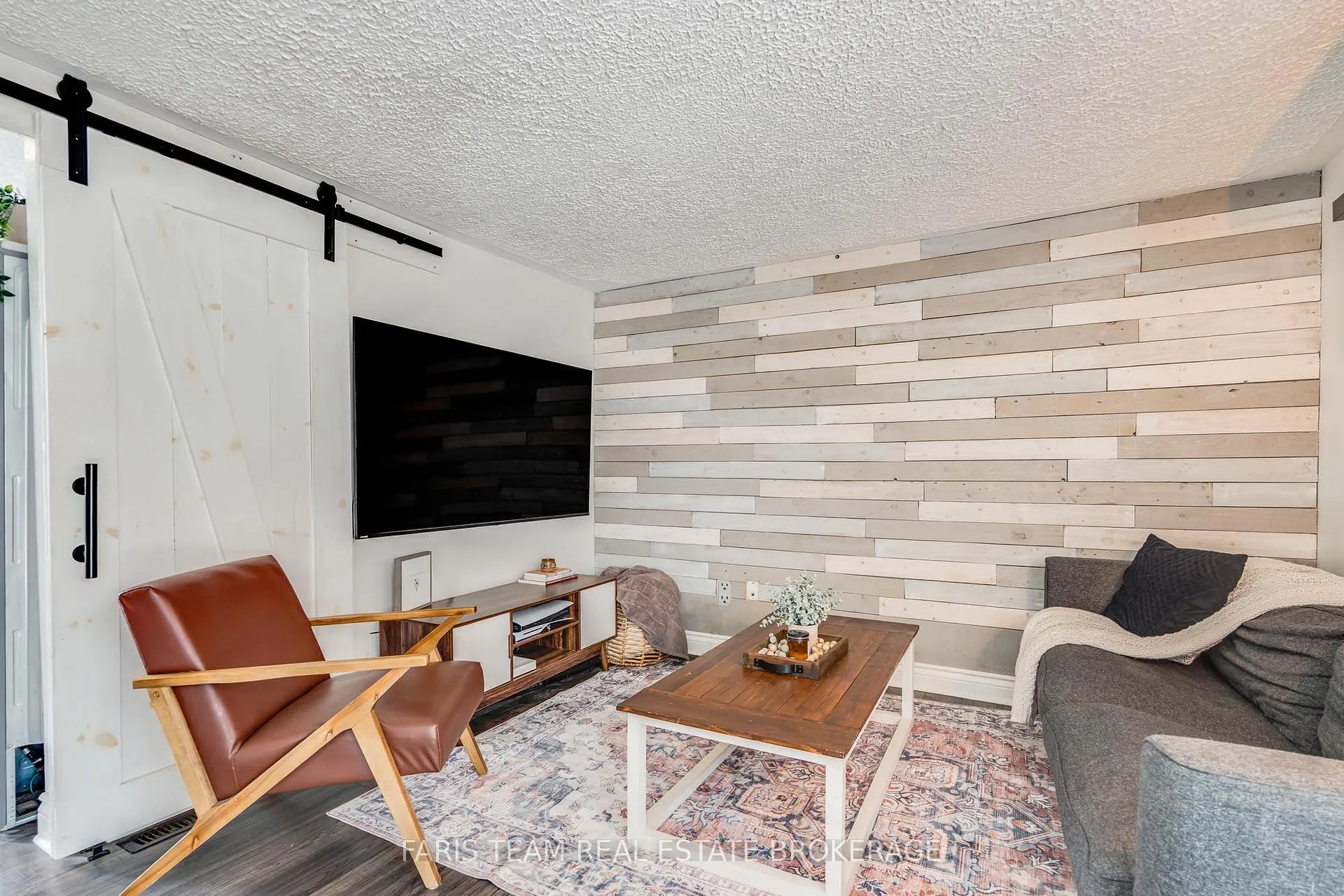 Photo 14 of 255 Lindsay Street, Midland — HOMEH