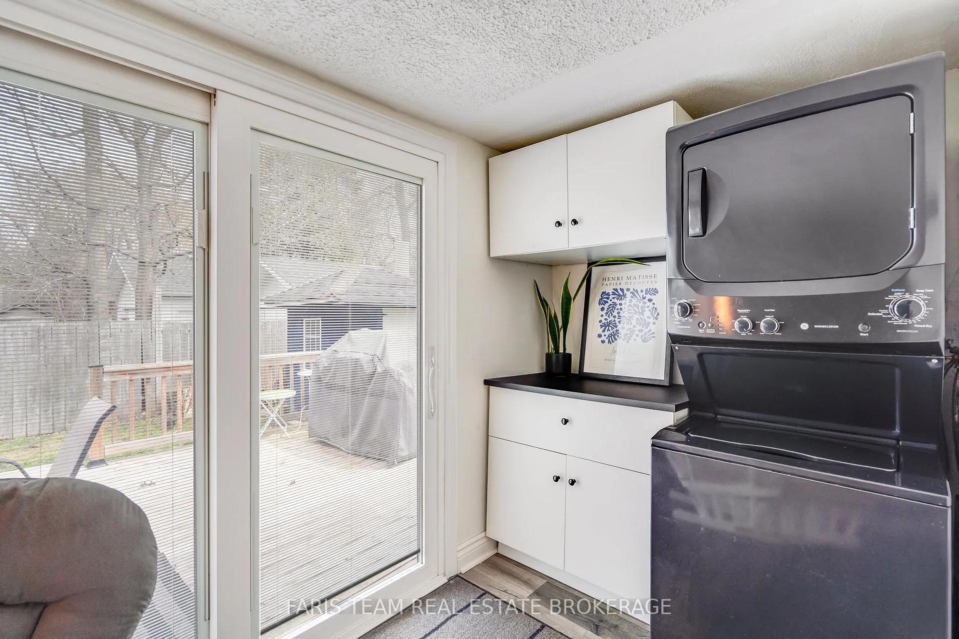 Photo 15 of 255 Lindsay Street, Midland — HOMEH