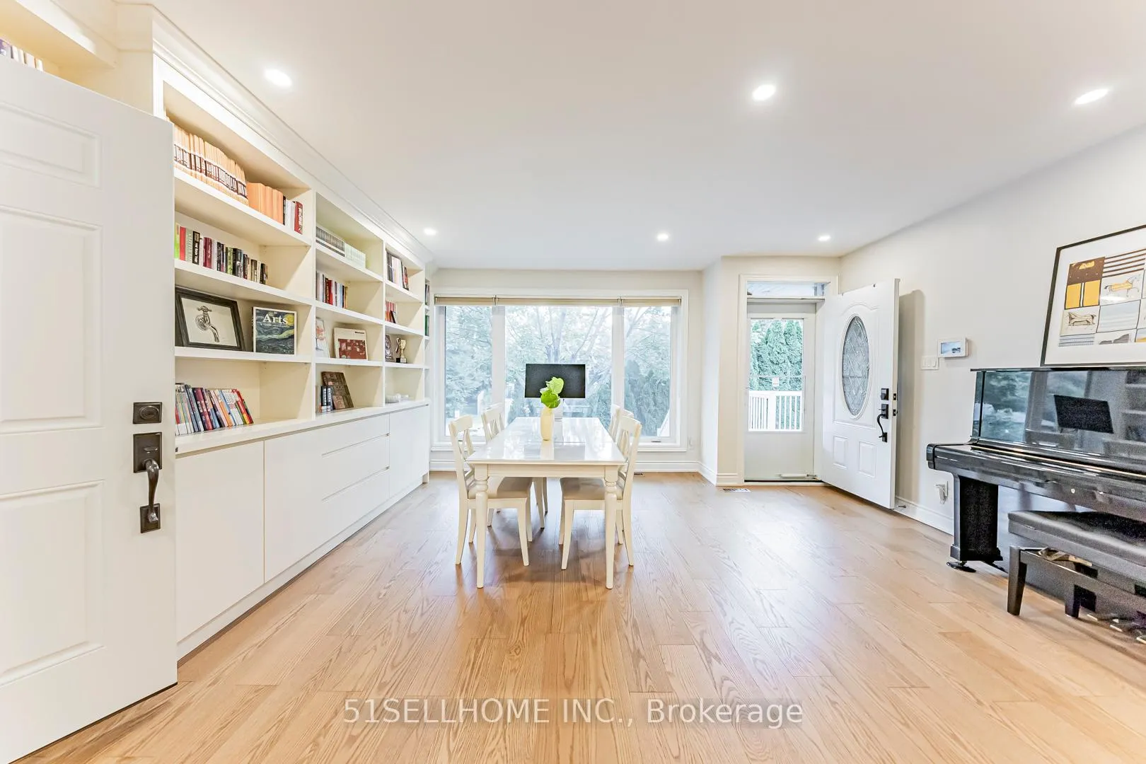 Photo 3 of 615 Parkside Drive, Oakville, West — HOMEH