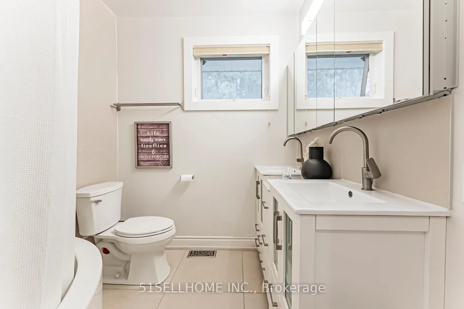 Photo 14 of 615 Parkside Drive, Oakville, West — HOMEH