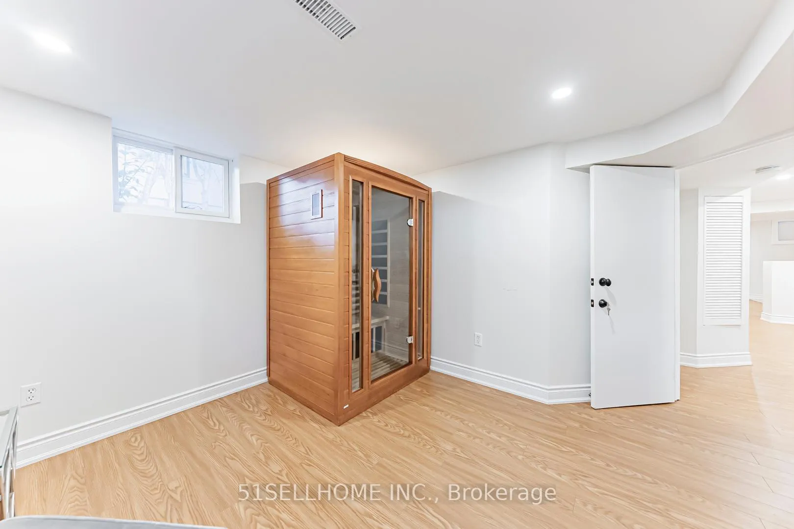 Photo 28 of 615 Parkside Drive, Oakville, West — HOMEH