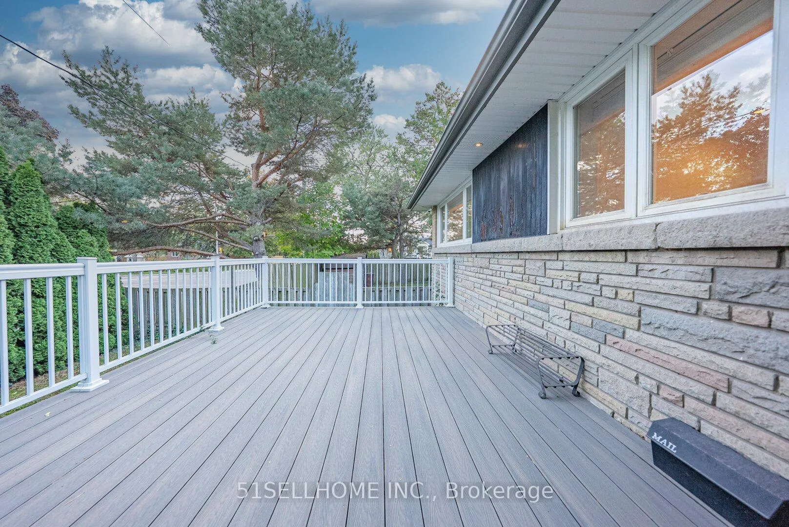 Photo 34 of 615 Parkside Drive, Oakville, West — HOMEH