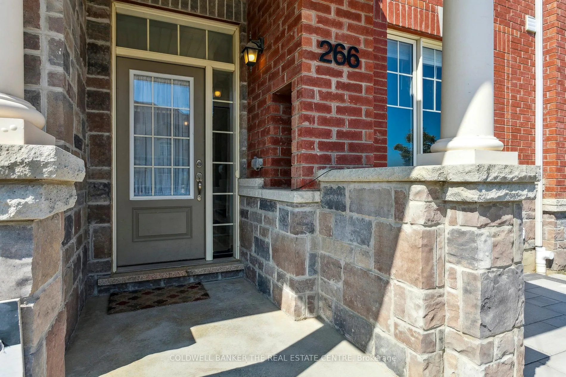 Photo 4 of 266 Inspire Boulevard, Brampton, Sandringham-Wellington North — HOMEH