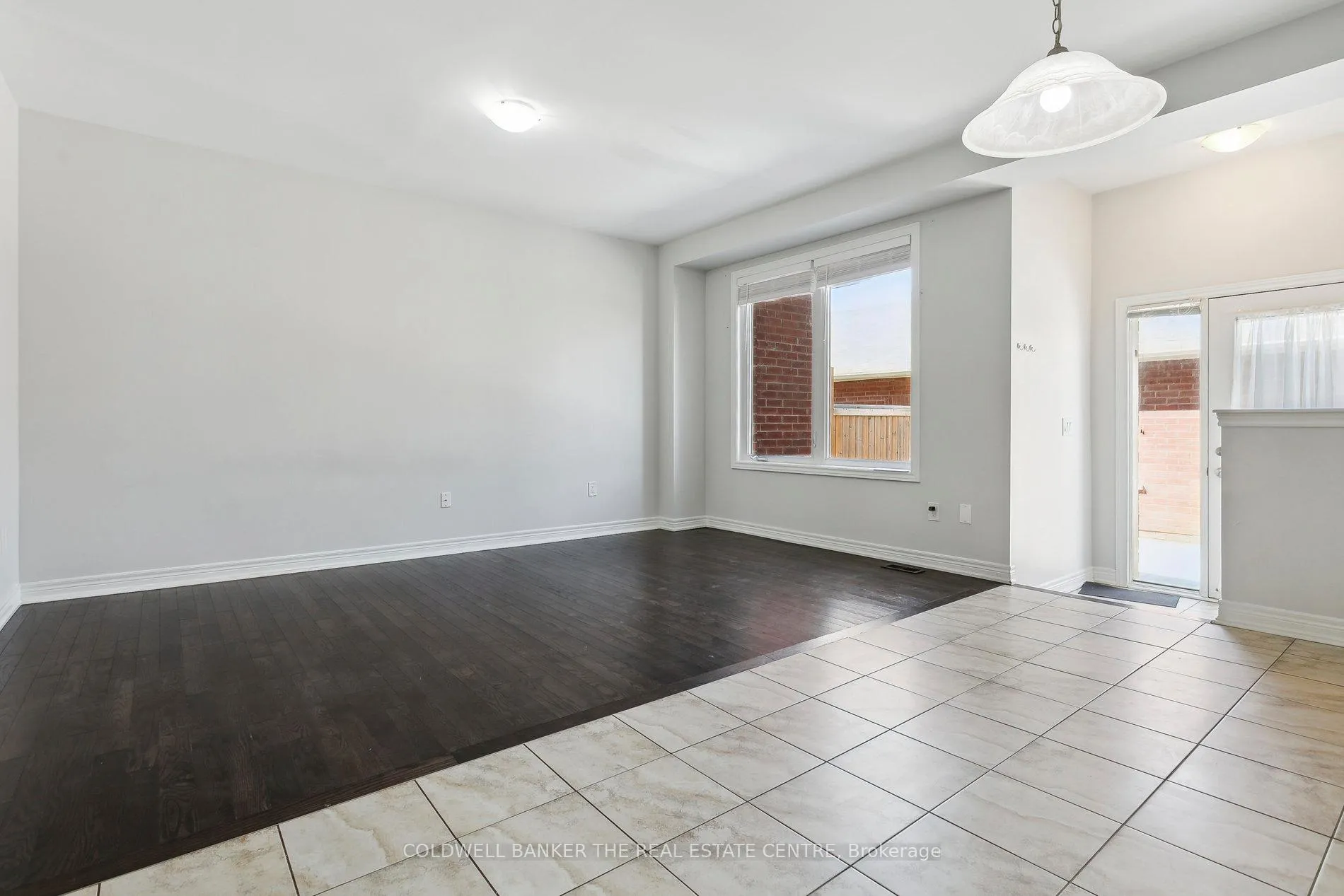 Photo 11 of 266 Inspire Boulevard, Brampton, Sandringham-Wellington North — HOMEH