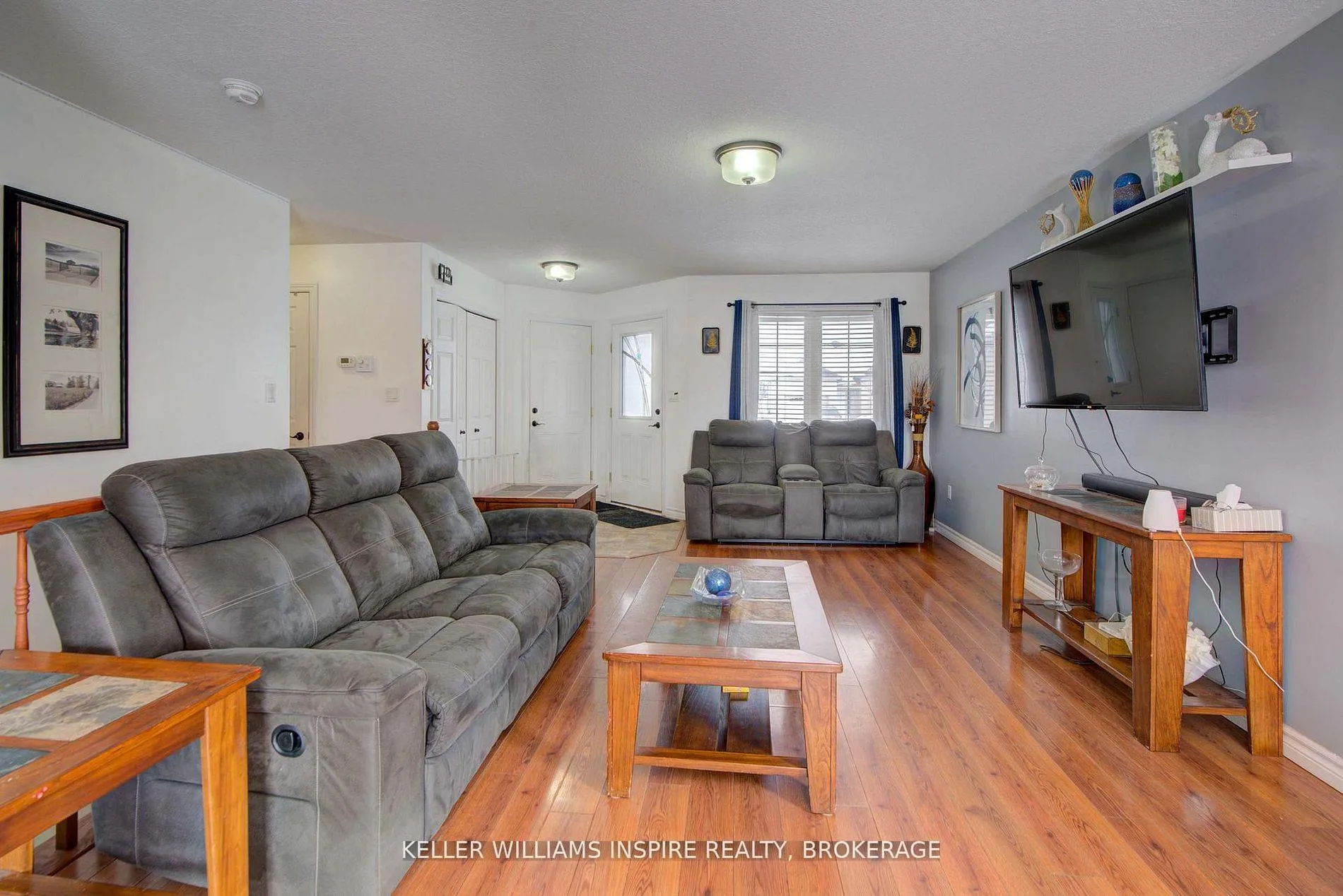 Photo 10 of 120 Blakely Street, Loyalist, Amherstview — HOMEH