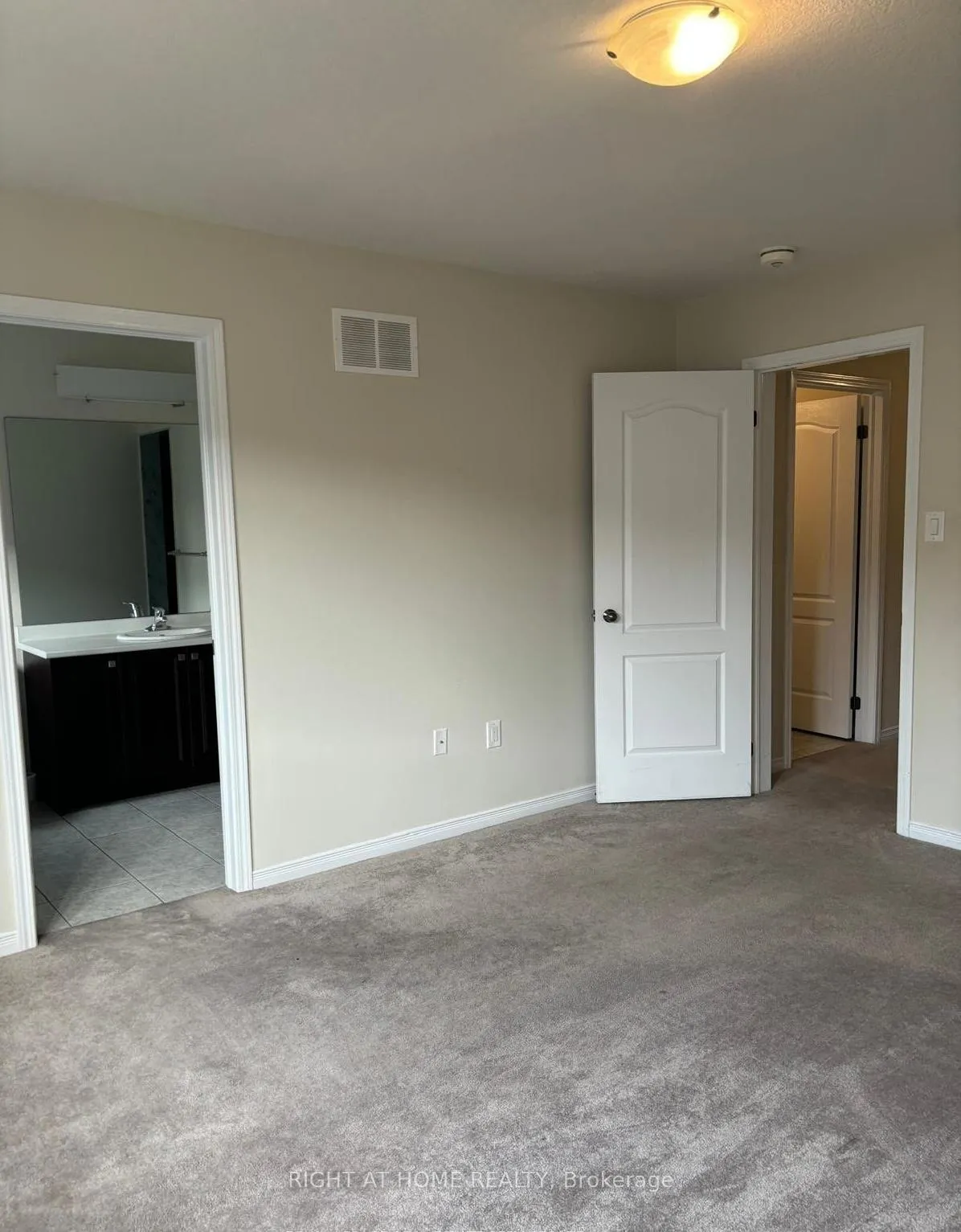 Photo 11 of 7761 White Pine Crescent, Niagara Falls, Brown — HOMEH