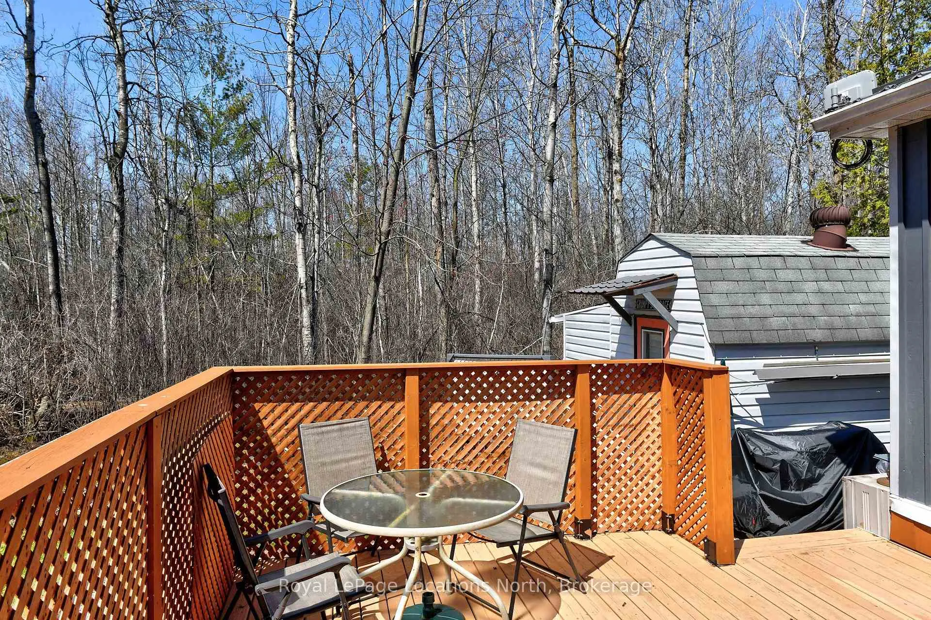 Photo 9 of 18 Prince Charles Avenue, Barrie, Little Lake — HOMEH