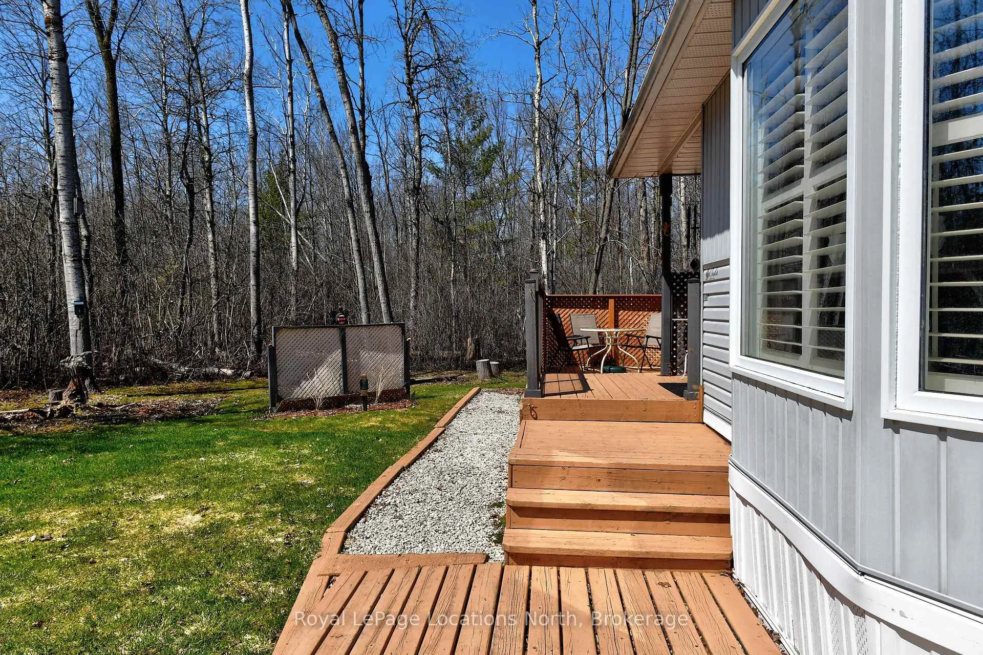 Photo 12 of 18 Prince Charles Avenue, Barrie, Little Lake — HOMEH