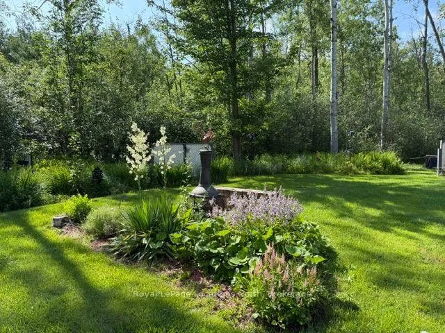 Photo 45 of 18 Prince Charles Avenue, Barrie, Little Lake — HOMEH
