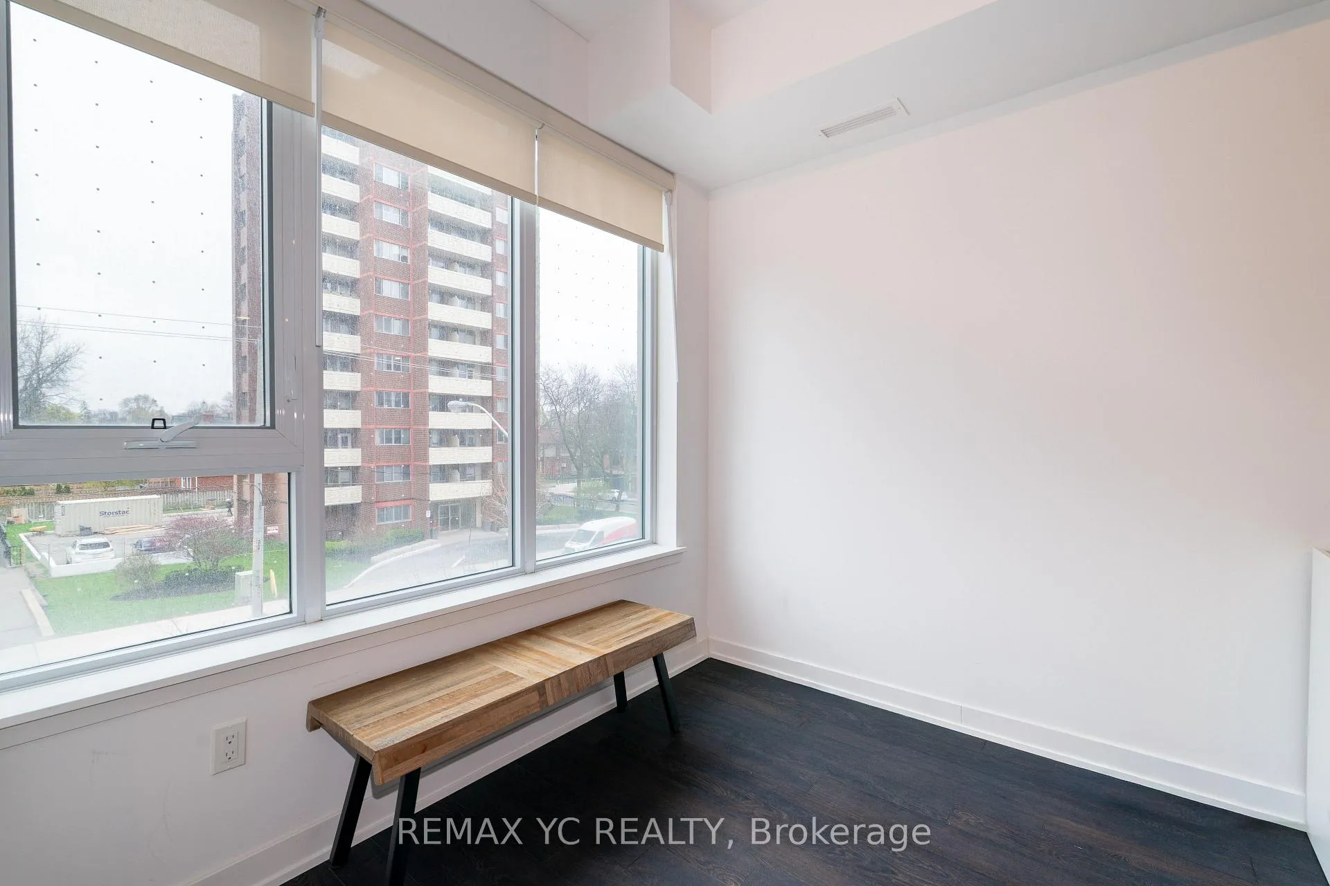 Photo 11 of Unit 306, 1 Cardiff Rd, Toronto, Mount Pleasant East — HOMEH