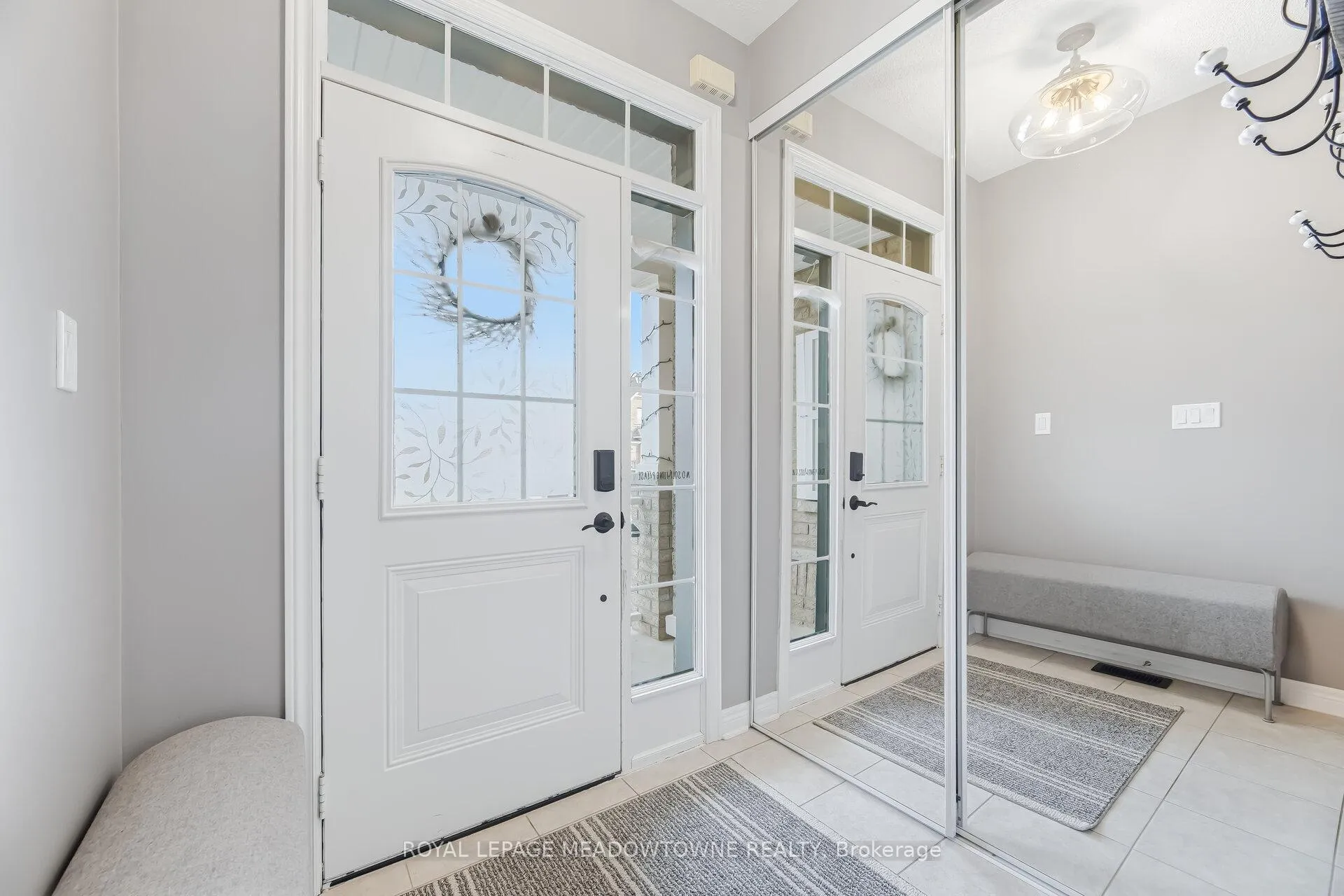 Photo 5 of 21 Sharpe Crescent, New Tecumseth, Tottenham — HOMEH