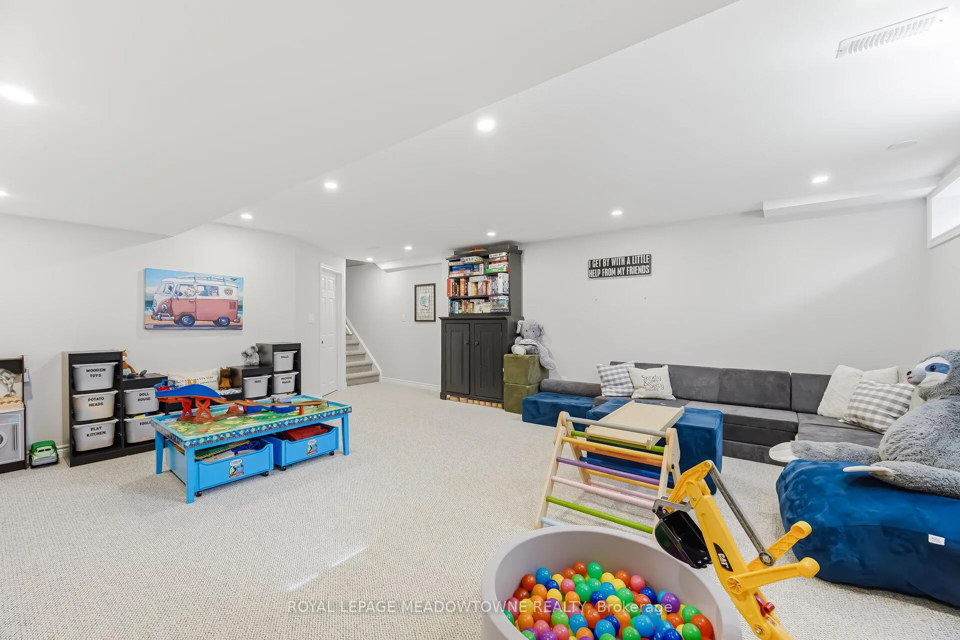 Photo 39 of 21 Sharpe Crescent, New Tecumseth, Tottenham — HOMEH