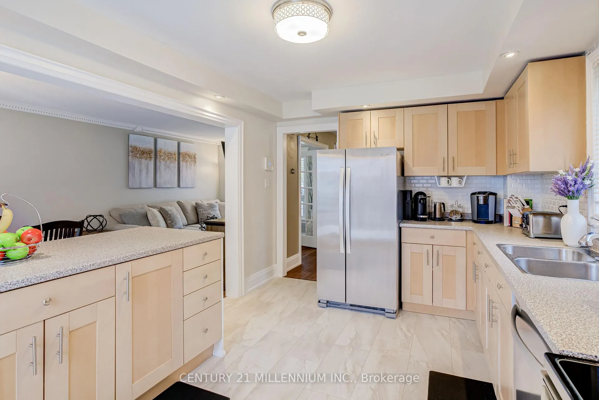 Photo 15 of 8 Shenstone Avenue, Brampton, Heart Lake West — HOMEH