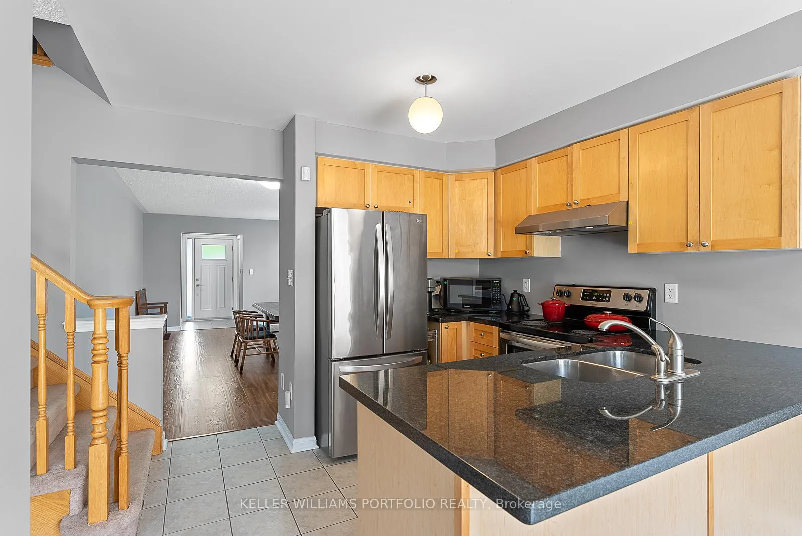 Photo 12 of 2412 Baintree Crescent, Oakville, Westmount — HOMEH