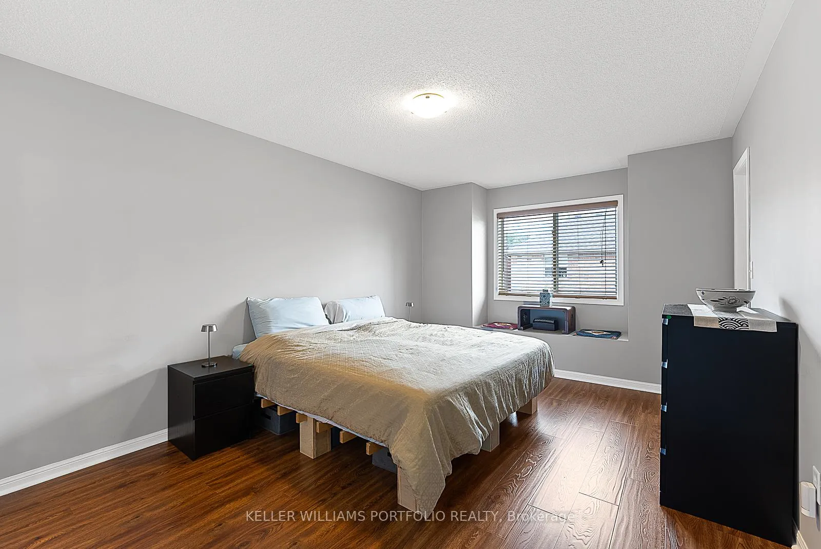 Photo 28 of 2412 Baintree Crescent, Oakville, Westmount — HOMEH