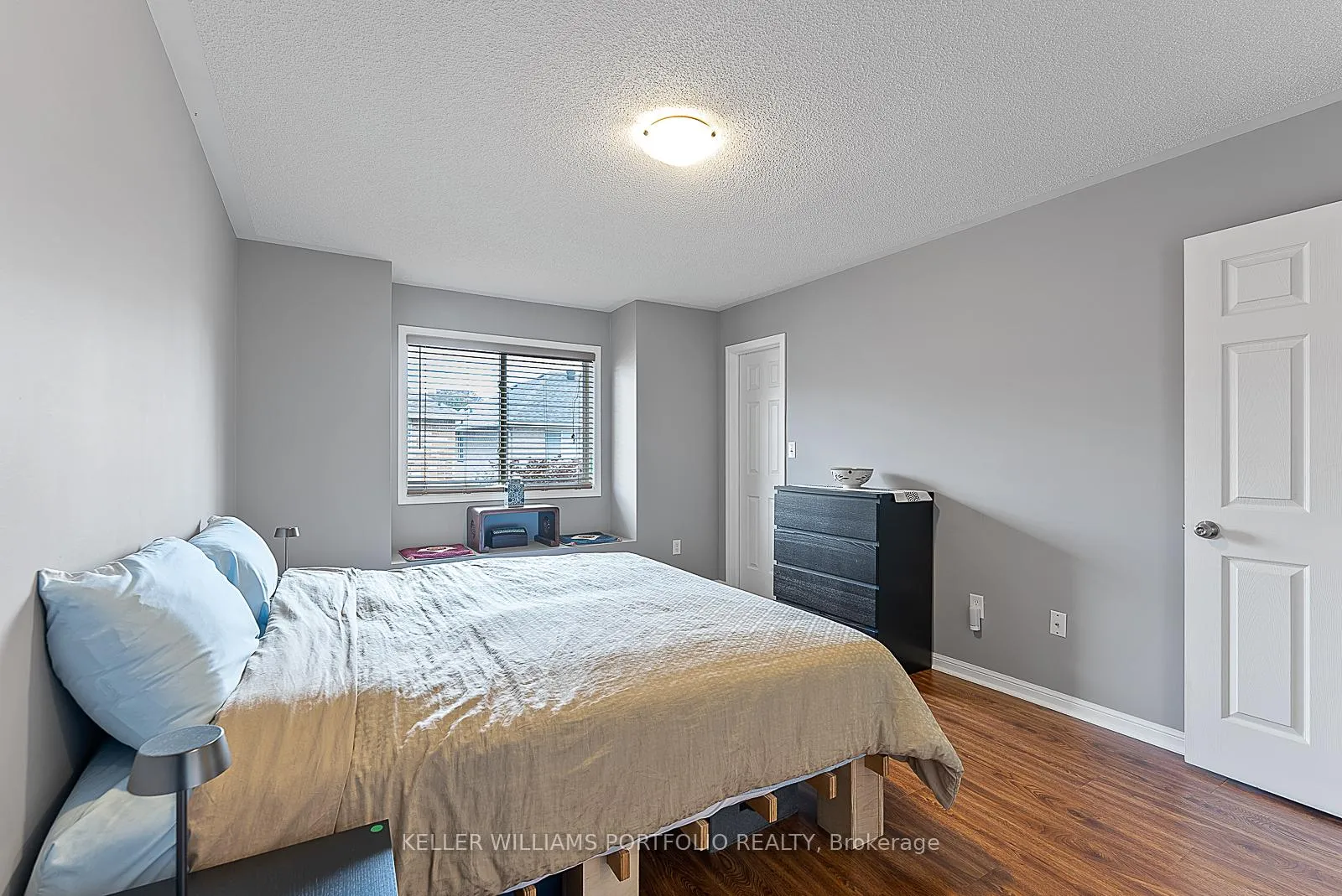 Photo 29 of 2412 Baintree Crescent, Oakville, Westmount — HOMEH
