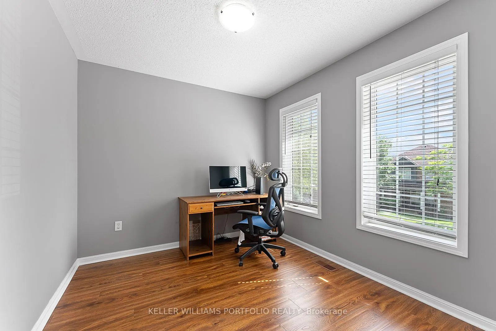 Photo 38 of 2412 Baintree Crescent, Oakville, Westmount — HOMEH