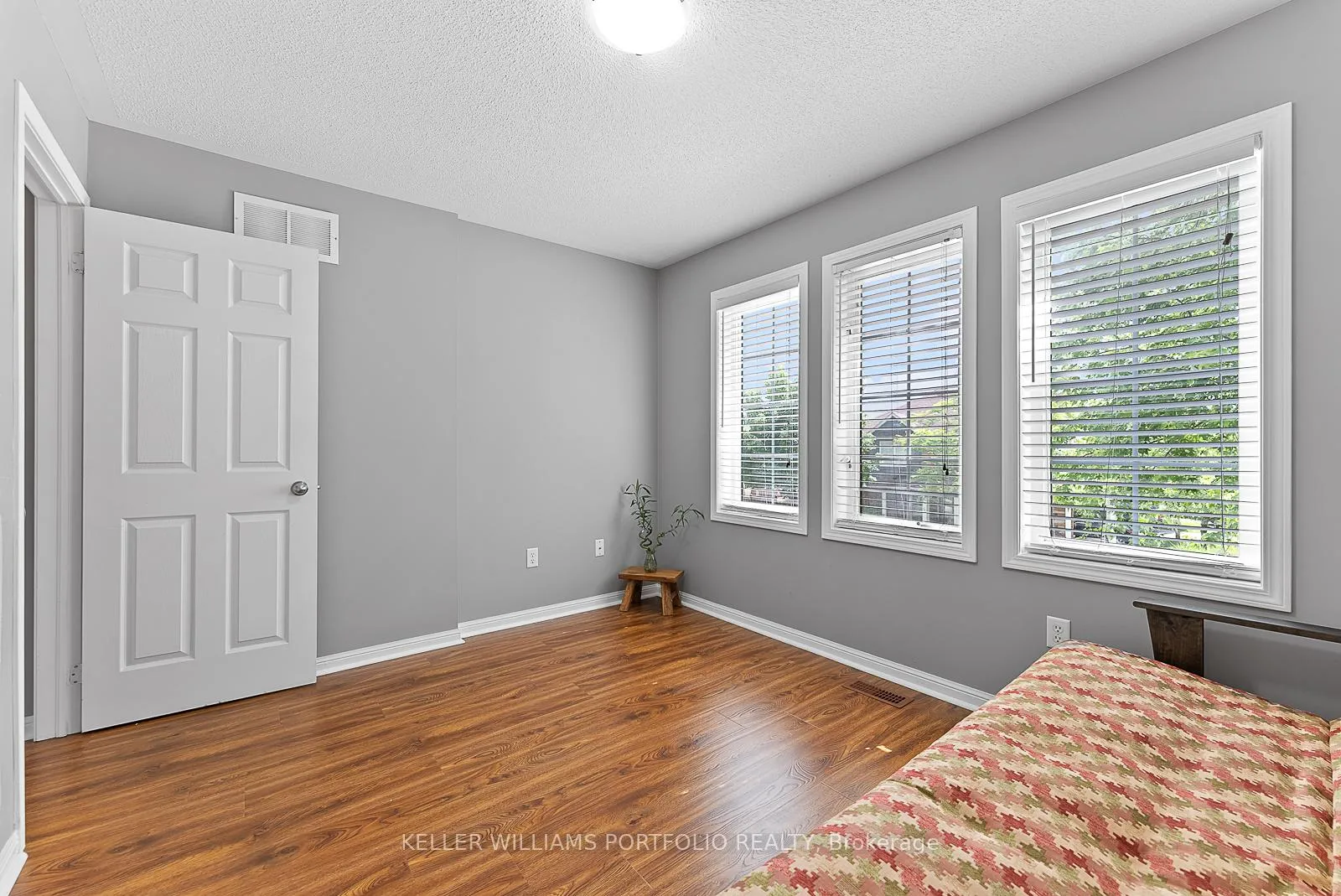 Photo 43 of 2412 Baintree Crescent, Oakville, Westmount — HOMEH
