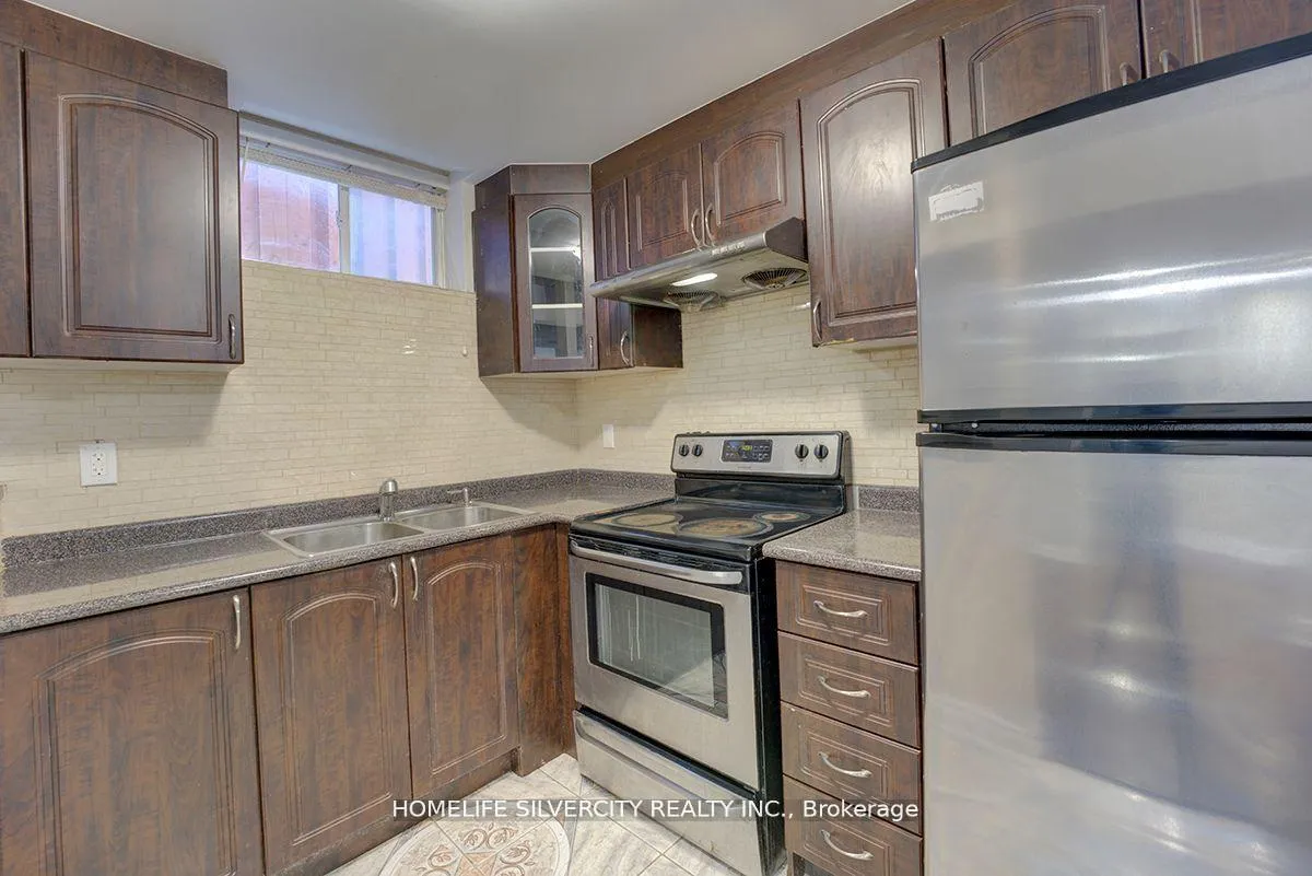 Photo 6 of Unit BSMT, 55 Cobblehill Crescent, Brampton, Bram East — HOMEH