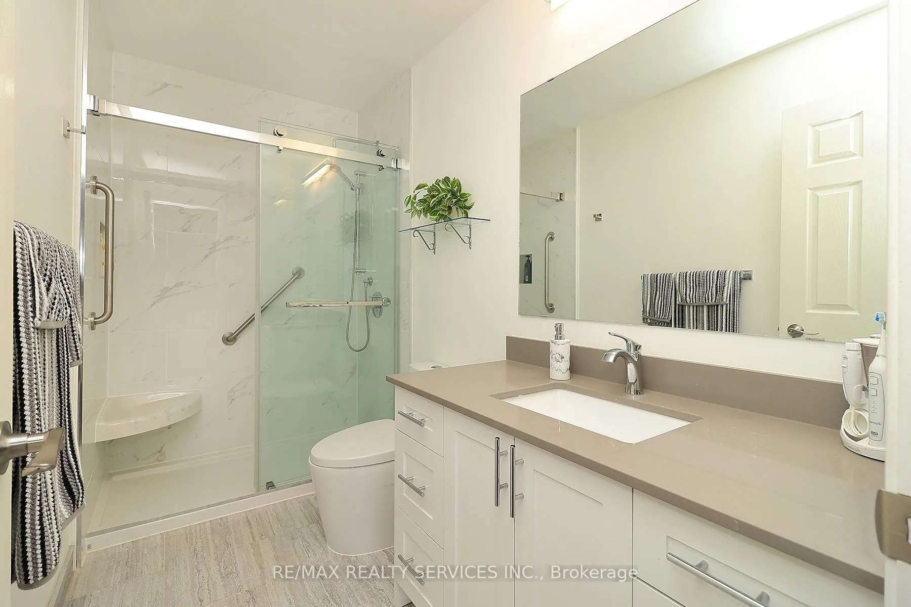 Photo 12 of Unit 15, 2088 Leanne Boulevard, Mississauga, Sheridan — HOMEH