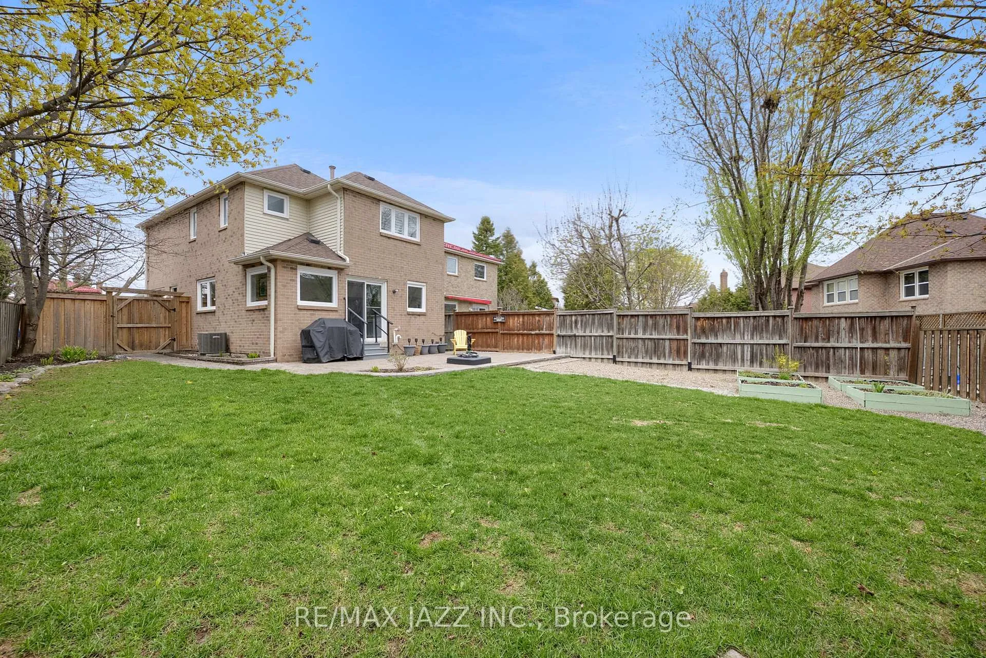 Photo 30 of 15 Stockbridge Crescent, Ajax, Central West — HOMEH