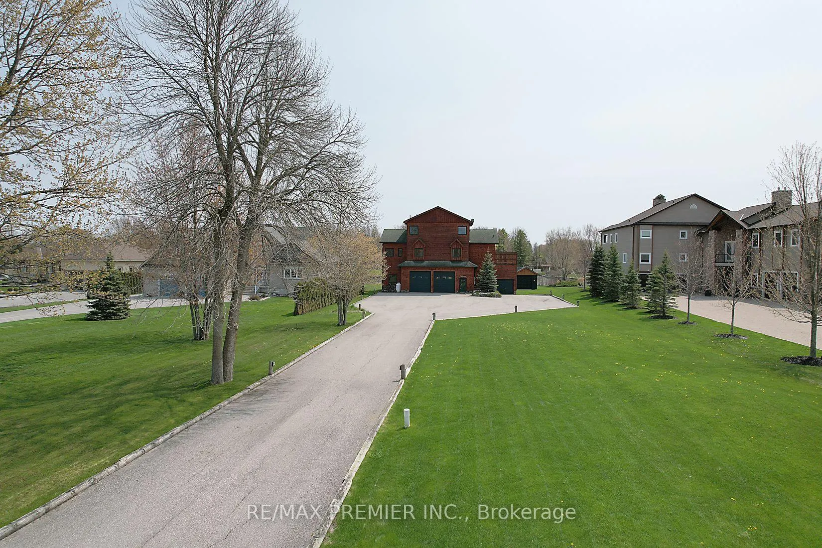 Photo 2 of 31 Paradise Boulevard, Ramara, Rural Ramara — HOMEH