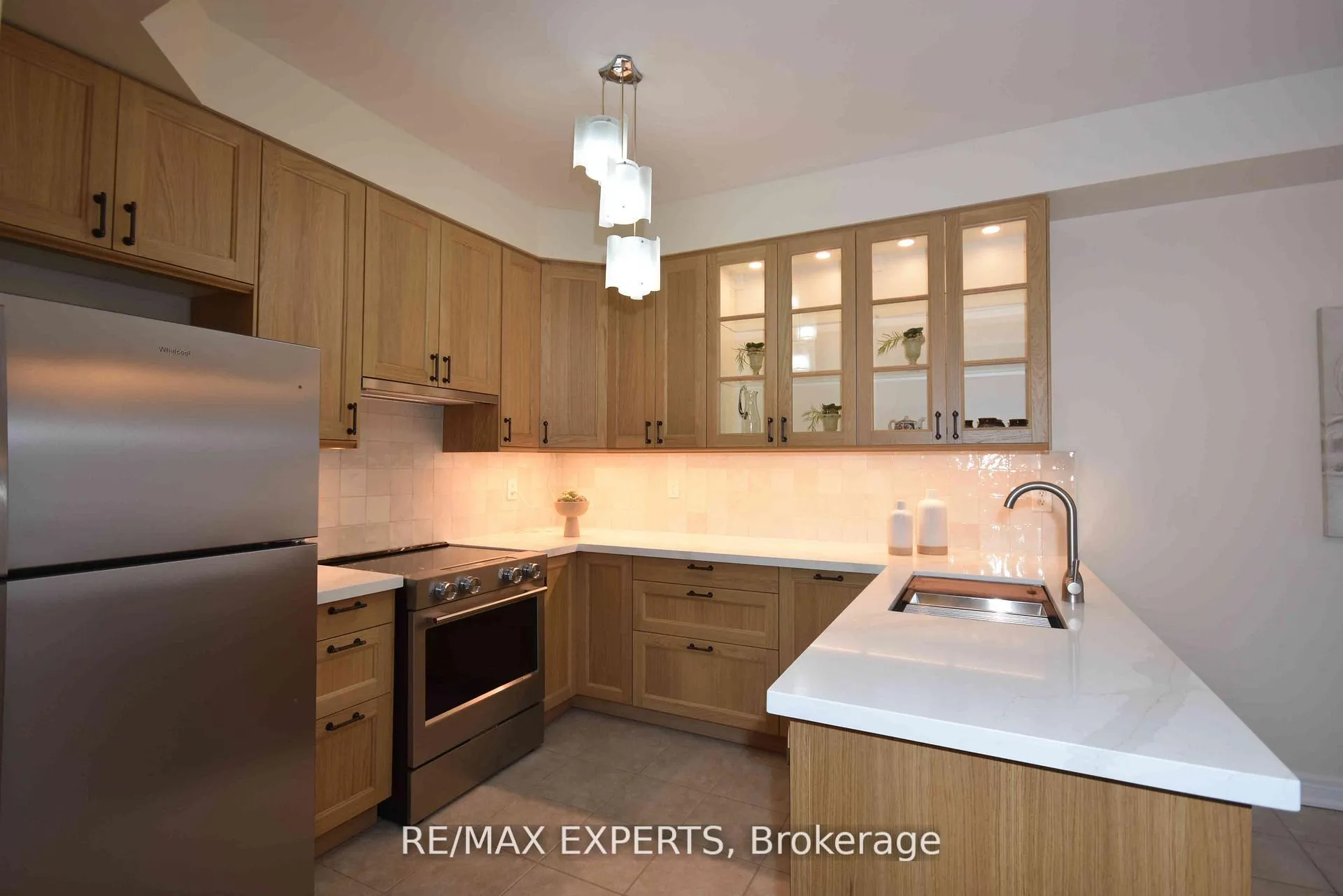 Photo 12 of Unit 7, 57 Drew Kelly Way, Markham, Buttonville — HOMEH