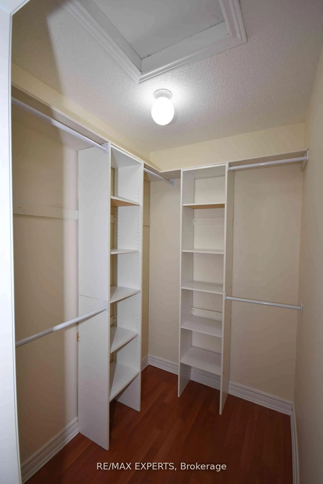 Photo 21 of Unit 7, 57 Drew Kelly Way, Markham, Buttonville — HOMEH