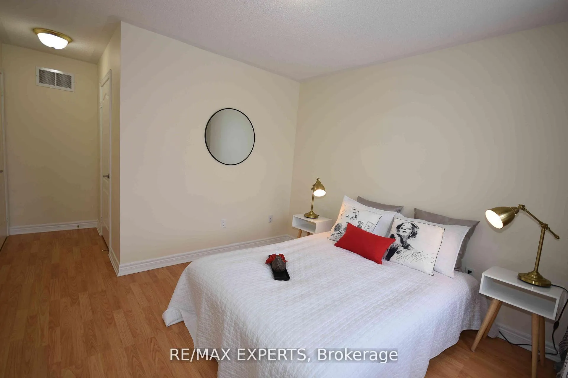 Photo 25 of Unit 7, 57 Drew Kelly Way, Markham, Buttonville — HOMEH