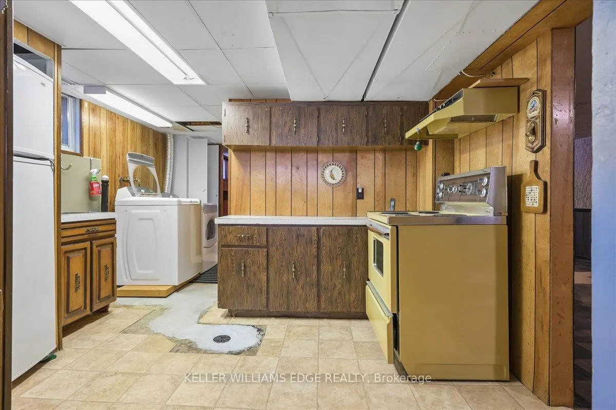 Photo 32 of 2117 Edinburgh Drive, Burlington, Brant — HOMEH