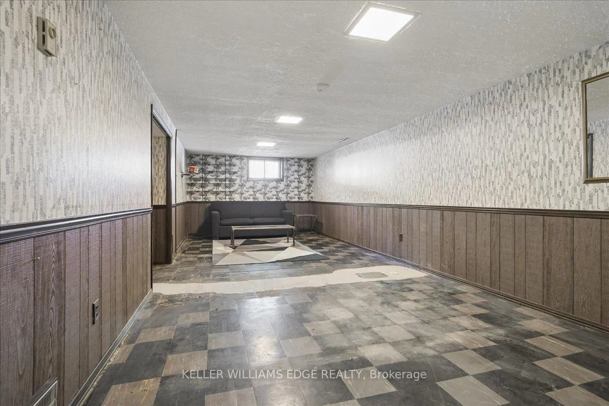 Photo 36 of 2117 Edinburgh Drive, Burlington, Brant — HOMEH