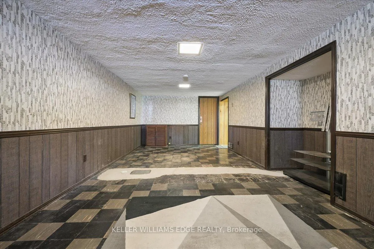 Photo 38 of 2117 Edinburgh Drive, Burlington, Brant — HOMEH