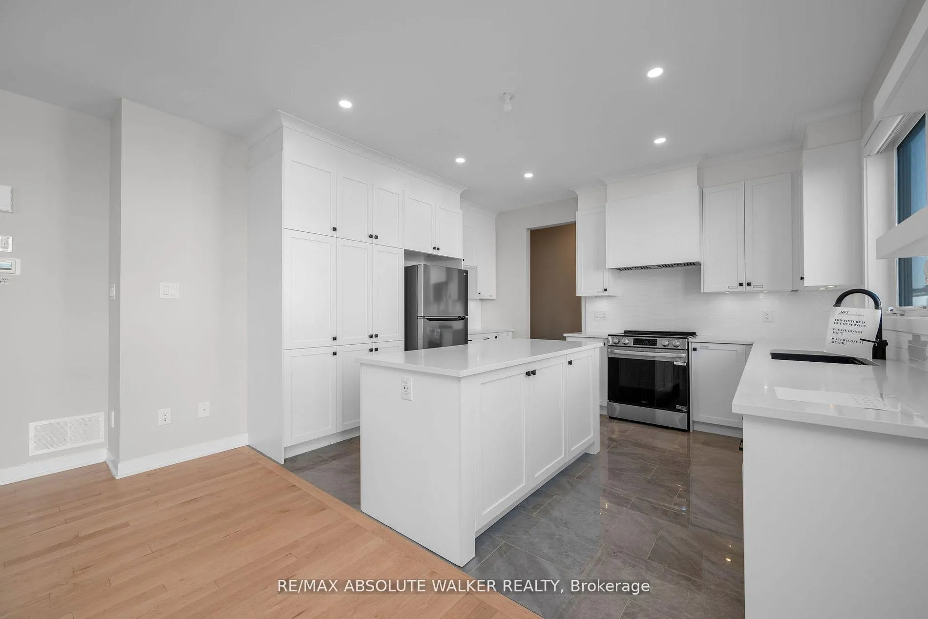 Photo 8 of 440 Appalachian Circle, Ottawa, Barrhaven - Half Moon Bay — HOMEH