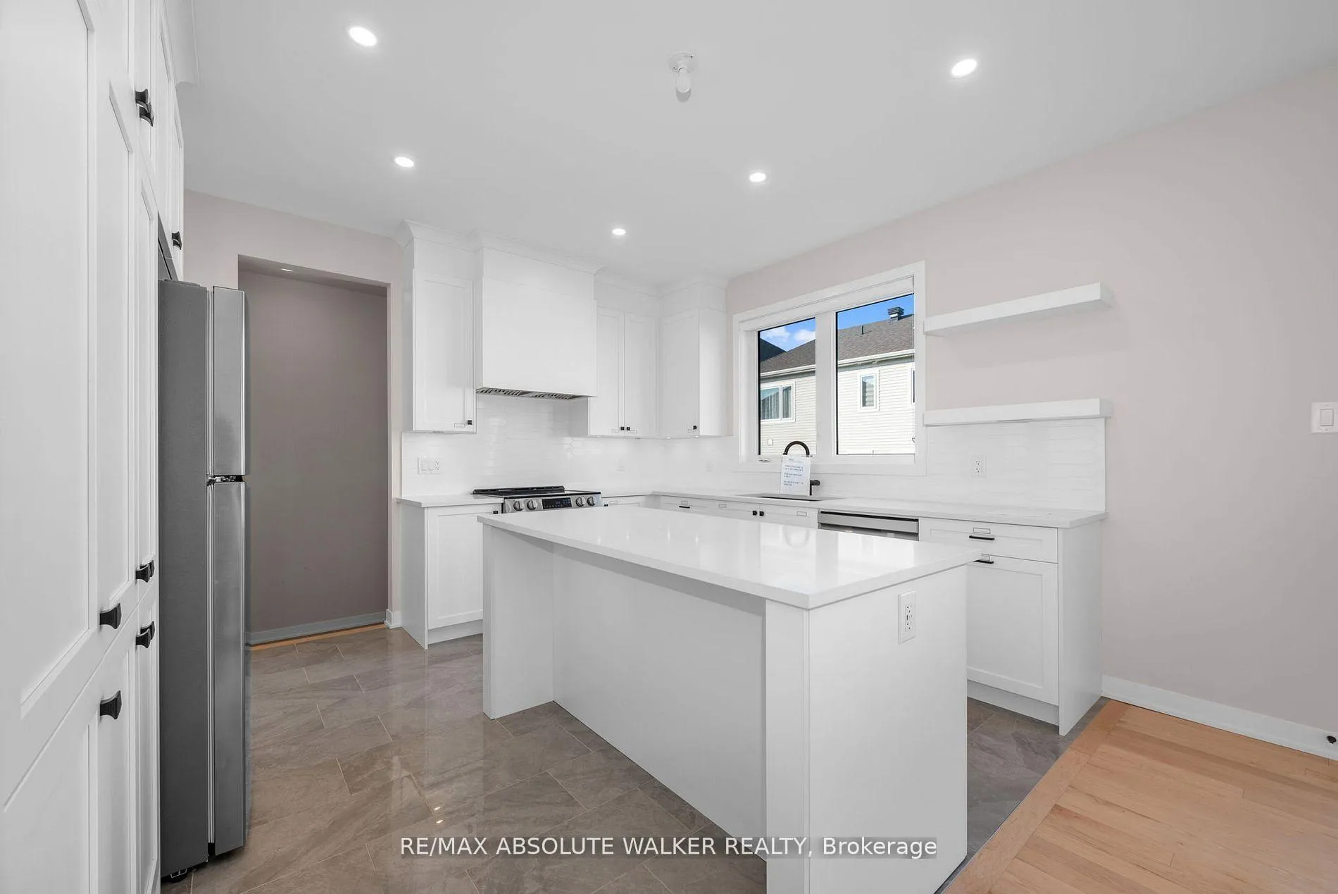 Photo 10 of 440 Appalachian Circle, Ottawa, Barrhaven - Half Moon Bay — HOMEH