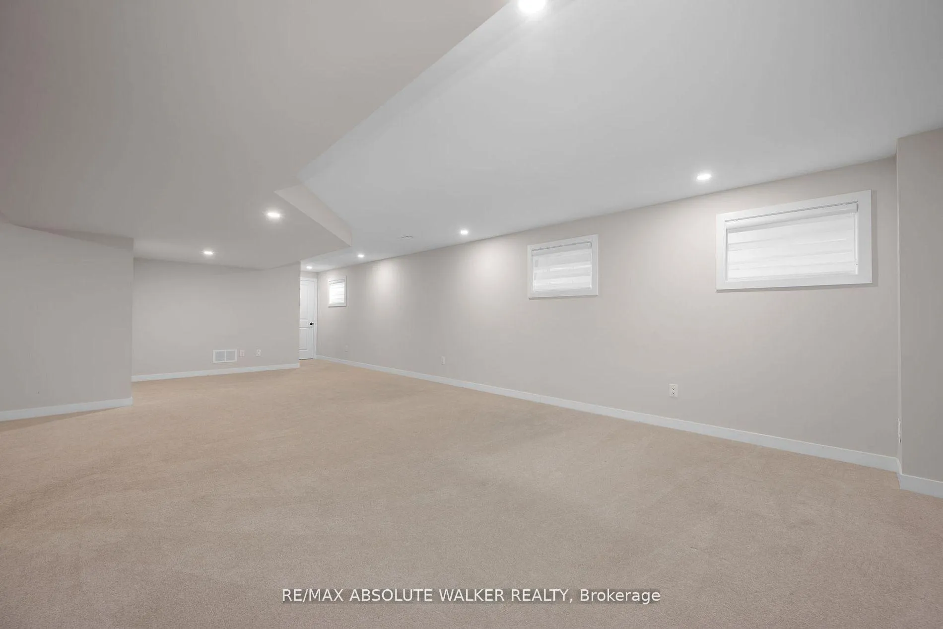 Photo 17 of 440 Appalachian Circle, Ottawa, Barrhaven - Half Moon Bay — HOMEH