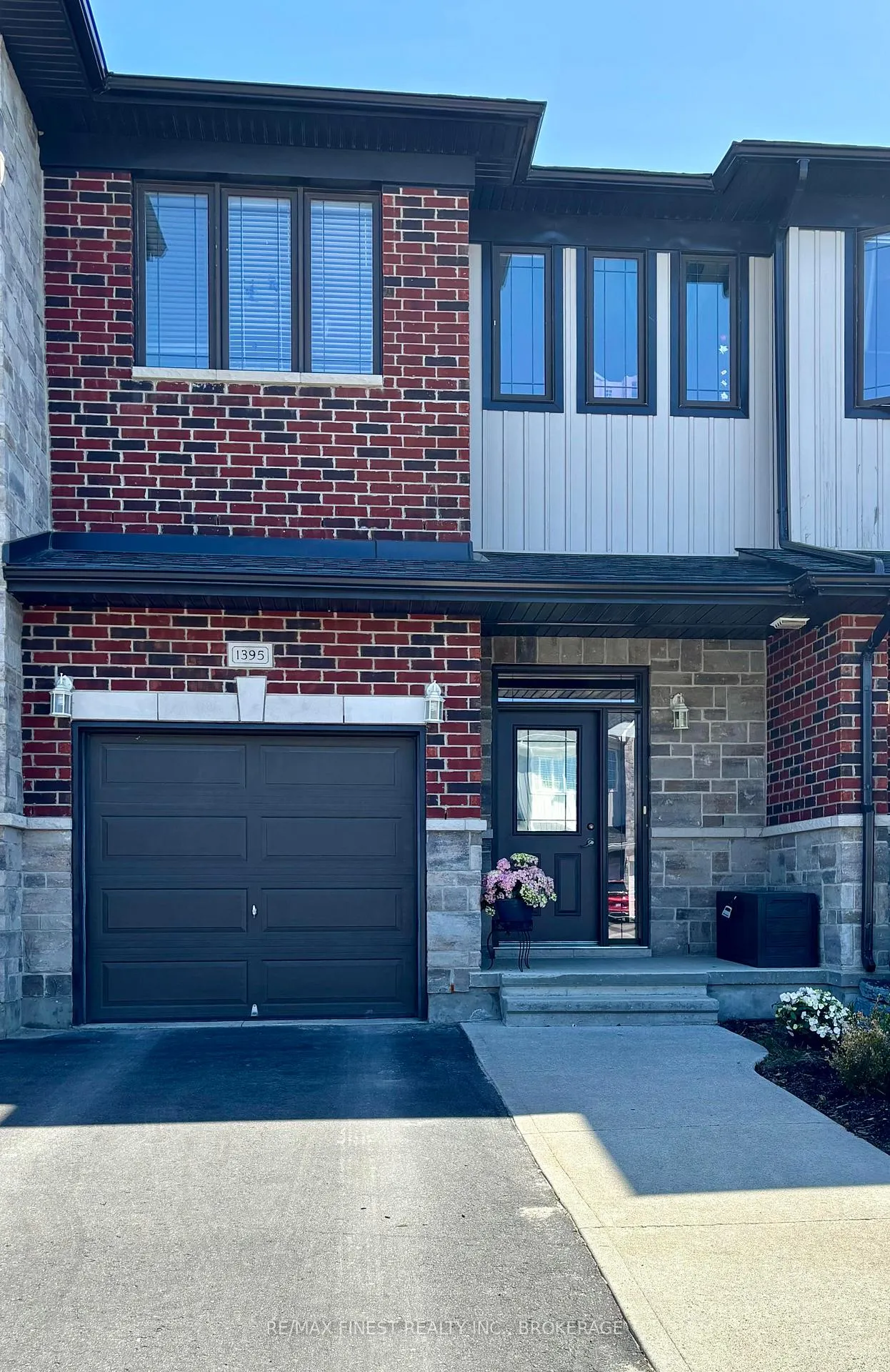 Photo 1 of 1395 Tremont Drive, Kingston, City Northwest — HOMEH