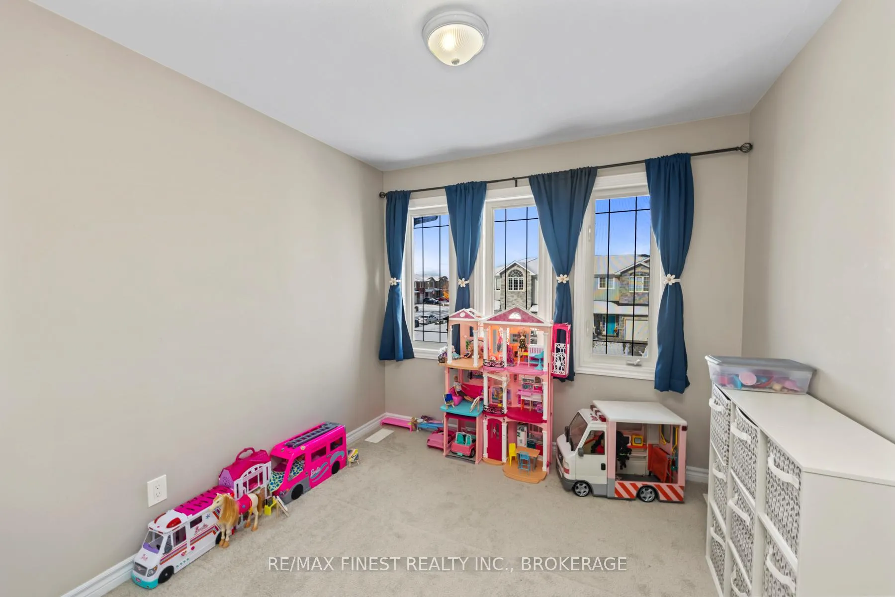 Photo 24 of 1395 Tremont Drive, Kingston, City Northwest — HOMEH
