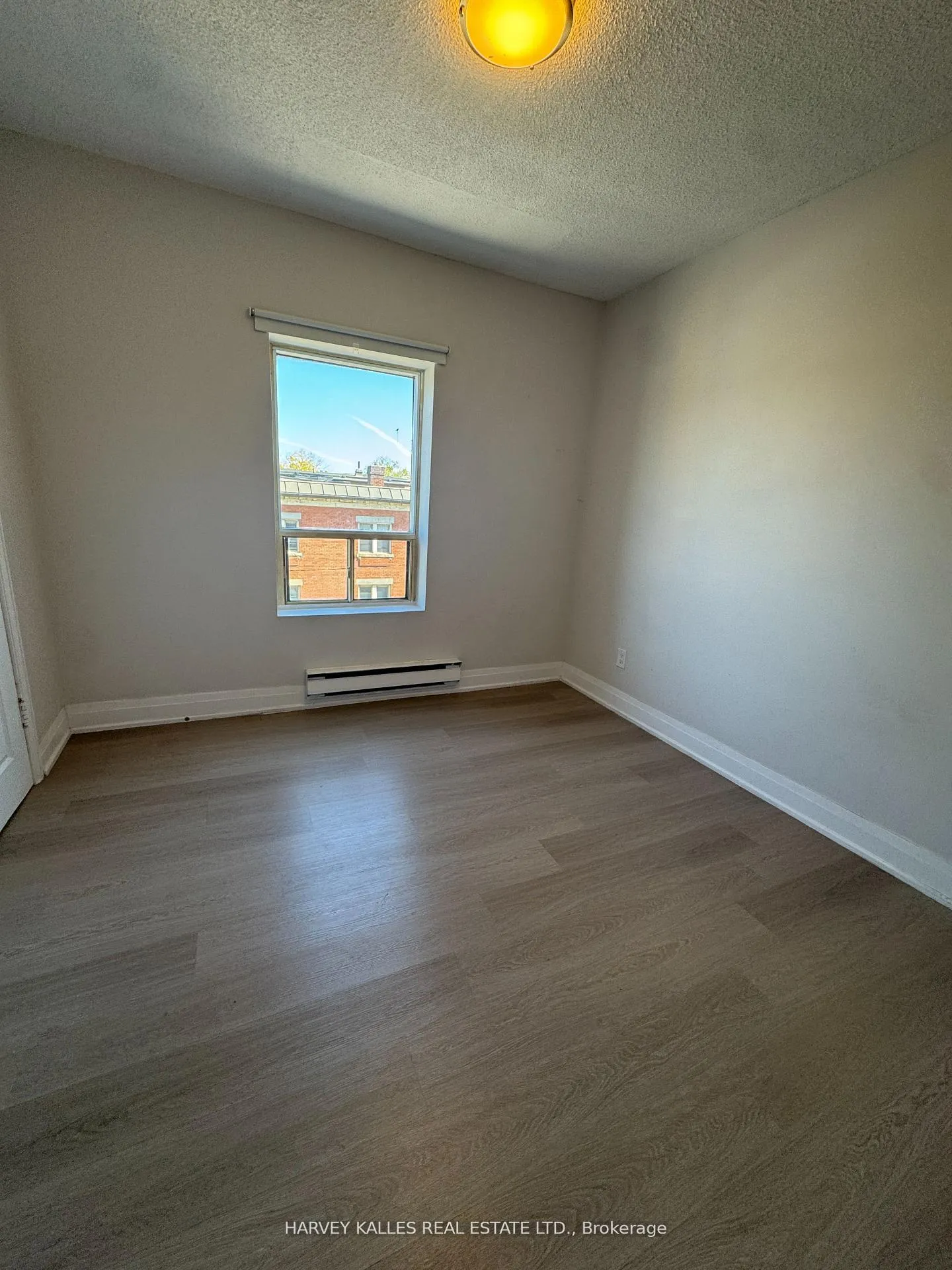 Photo 5 of Unit 6, 98 Northcliffe Boulevard, Toronto, Oakwood Village — HOMEH