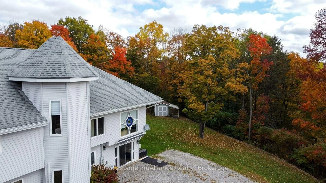 Photo 3 of 9537 Road 509, Frontenac, Frontenac North — HOMEH