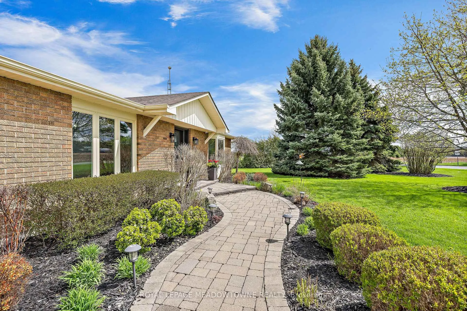 Photo 6 of 10997 Third Line, Halton Hills, Rural Esquesing — HOMEH