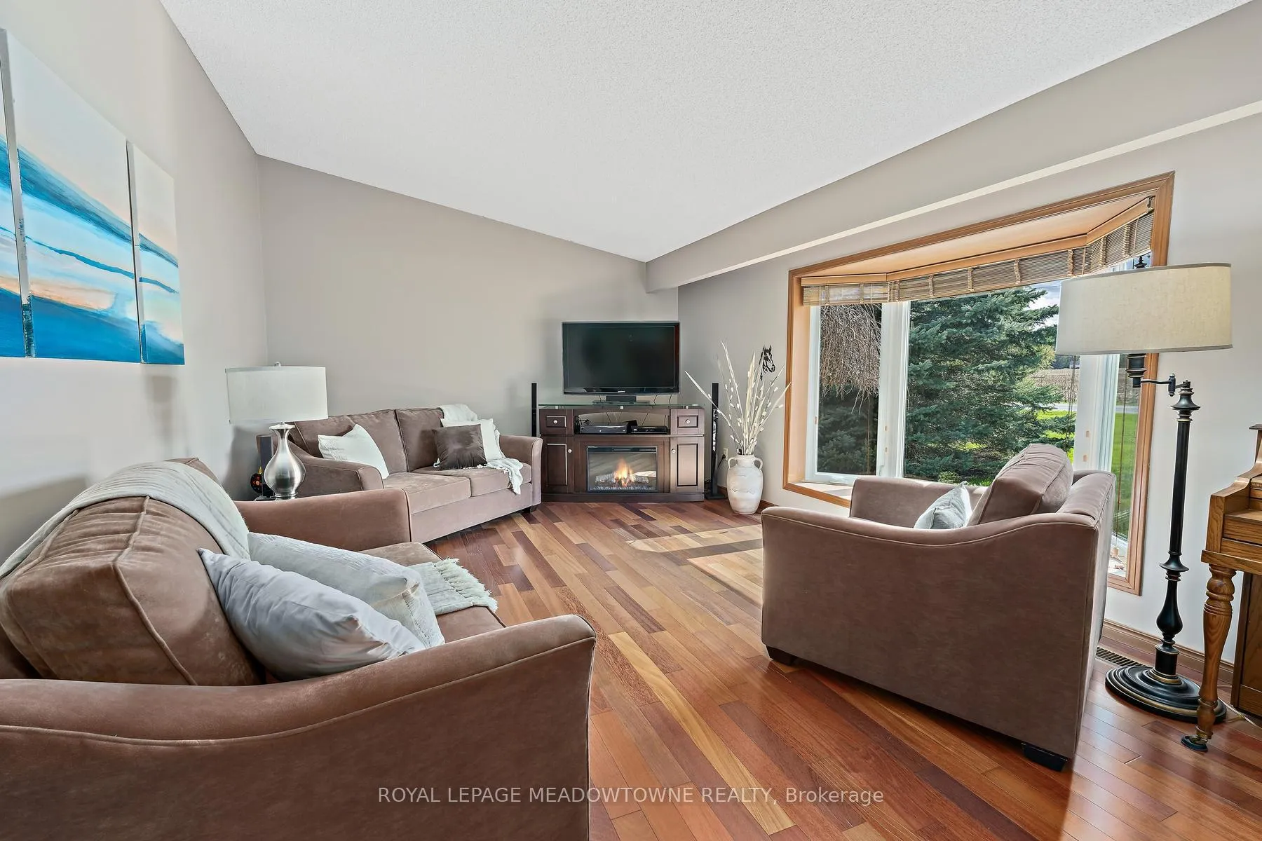 Photo 8 of 10997 Third Line, Halton Hills, Rural Esquesing — HOMEH