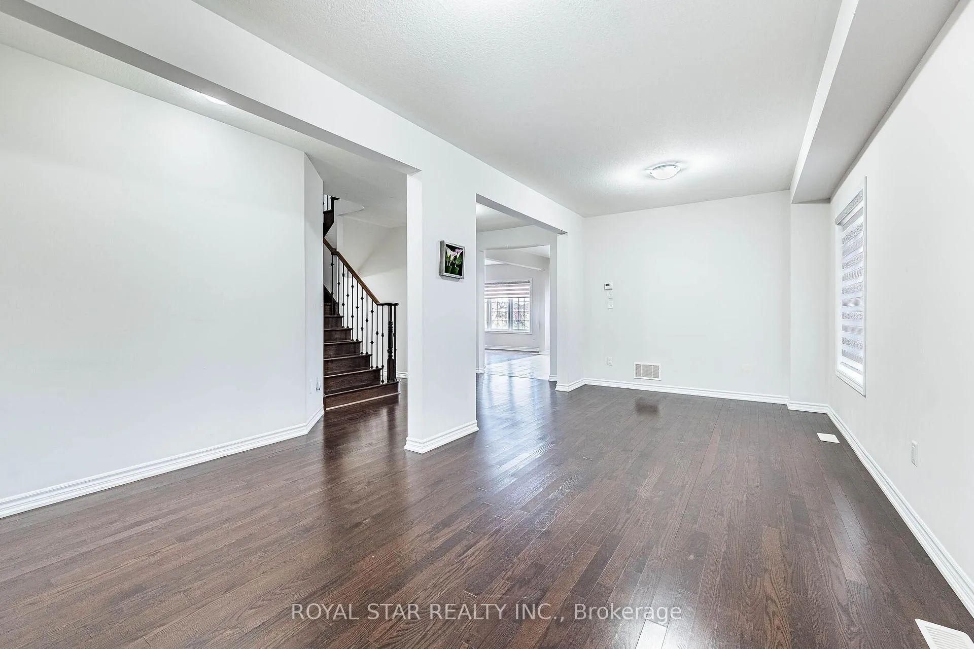 Photo 9 of 44 Hammerhead Road, Brampton, Northwest Brampton — HOMEH