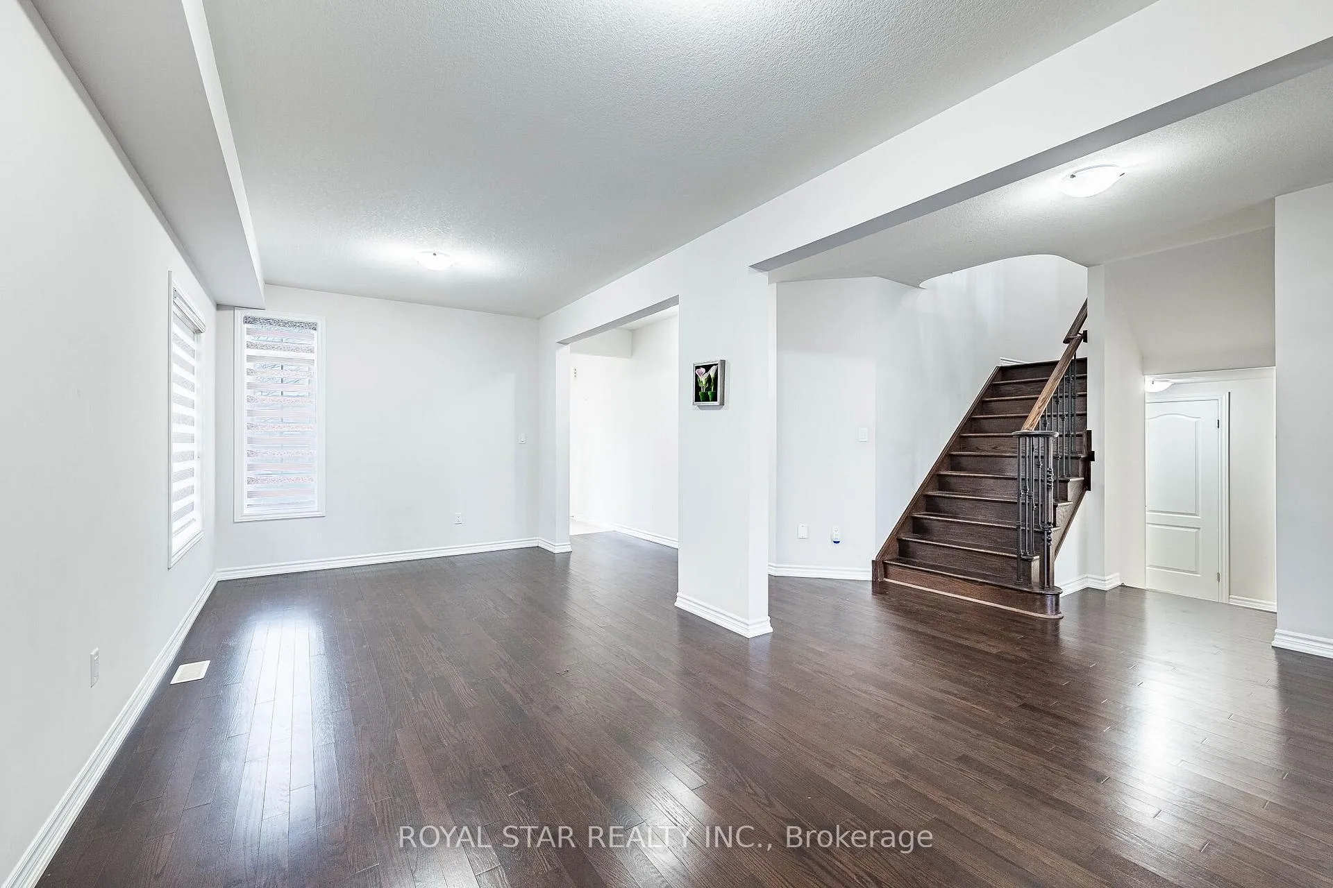 Photo 10 of 44 Hammerhead Road, Brampton, Northwest Brampton — HOMEH