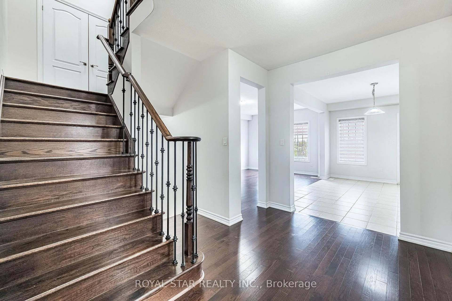 Photo 11 of 44 Hammerhead Road, Brampton, Northwest Brampton — HOMEH