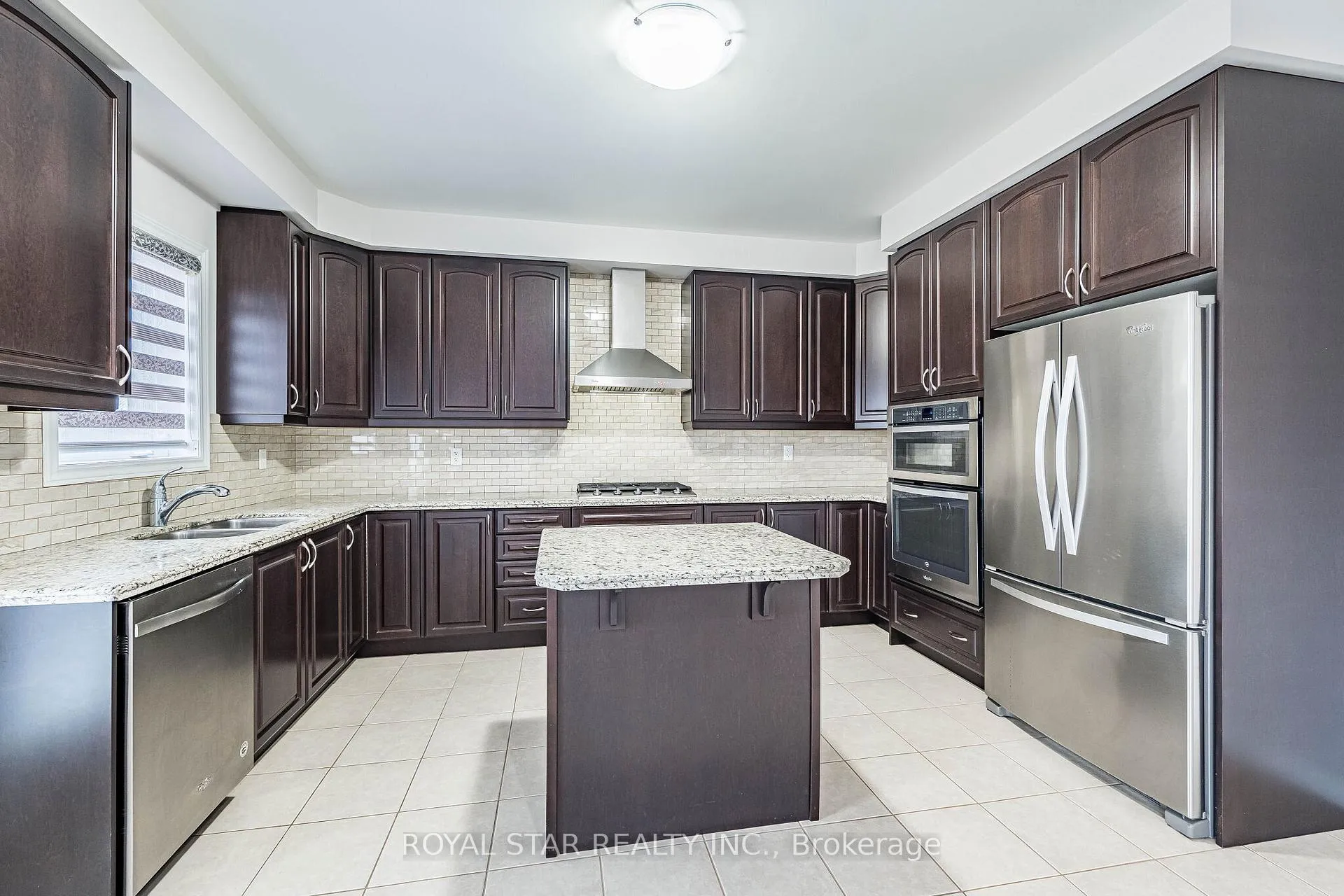 Photo 16 of 44 Hammerhead Road, Brampton, Northwest Brampton — HOMEH