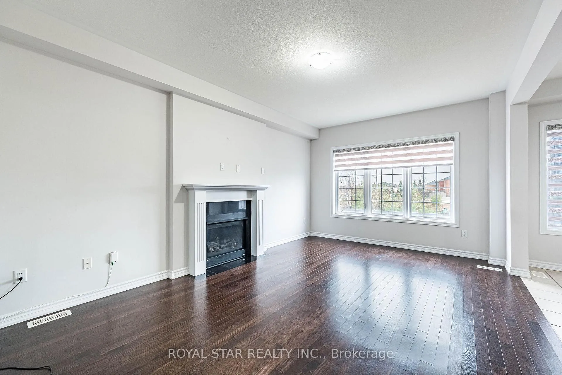Photo 20 of 44 Hammerhead Road, Brampton, Northwest Brampton — HOMEH