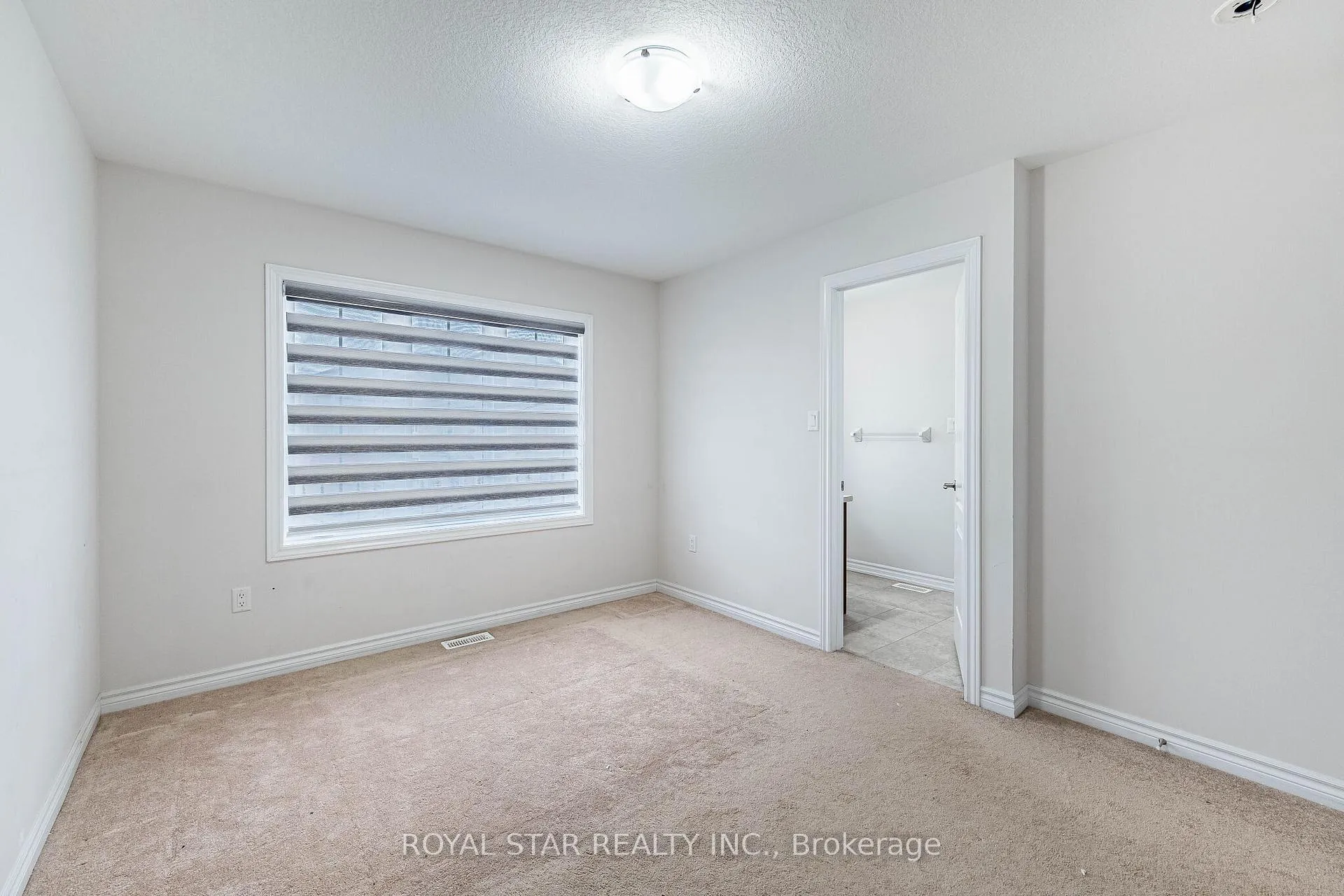 Photo 35 of 44 Hammerhead Road, Brampton, Northwest Brampton — HOMEH