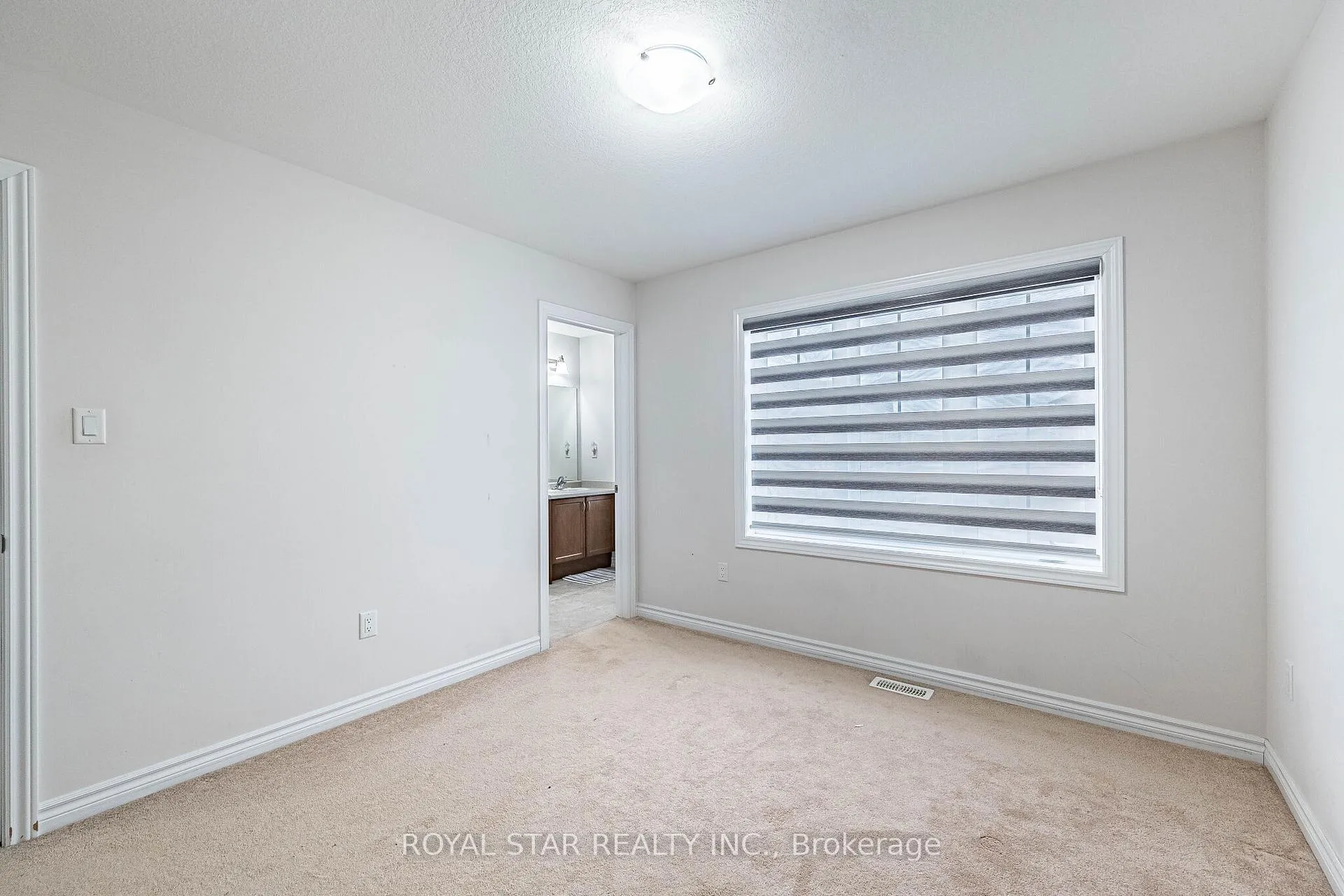 Photo 38 of 44 Hammerhead Road, Brampton, Northwest Brampton — HOMEH